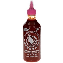 Flying Goose Sriracha Sehr Scharfe Chilisauce, 455 ml