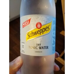 Schweppes - Dry: Tonic Water, Chininhaltig