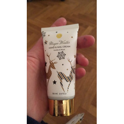 accentra shimmer luxury hand & nail cream