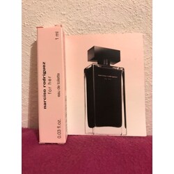 narciso Rodriguez  for her