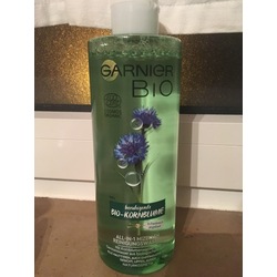 Garnier BIO beruhigende Bio-Kornblume All-in-1 Mizellen Reinigungswasser