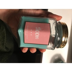 Action Bloom Fragrance  candle