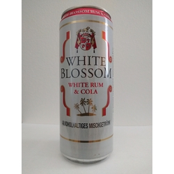 White Blossom - White Rum: & Cola, Alkoholhaltiges Mischgetränk