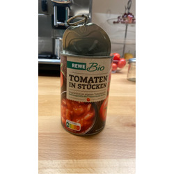 Tomaten in Stücken