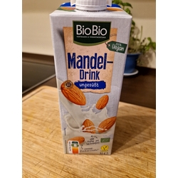 Mandel Drink