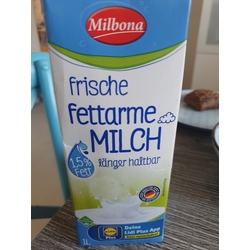 frische fettarme Milch
