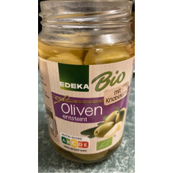 Oliven entsteint mit Knoblauch 